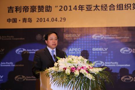 青岛市筹备委员会副主任兼秘书长、青岛市副市长刘明君先生交车仪式现场致辞